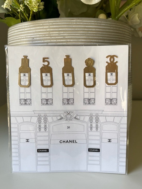 CHANEL Accessories - Chanel Gold - Tone Metal Bookmark